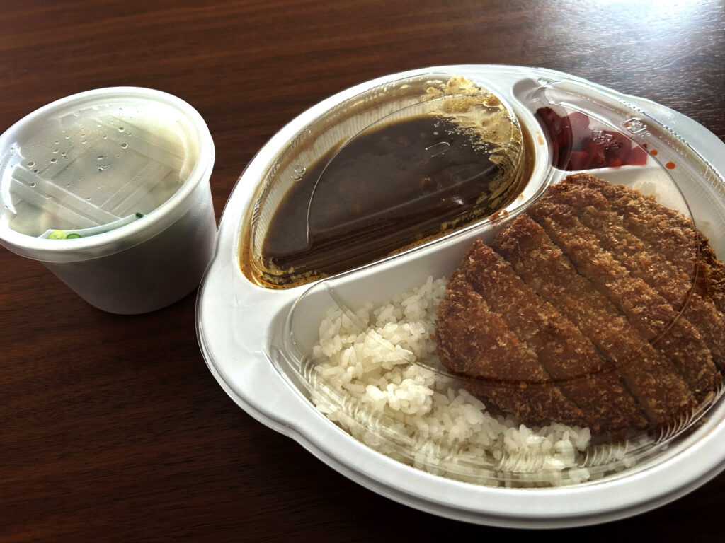 カツ勝カレーすばセット