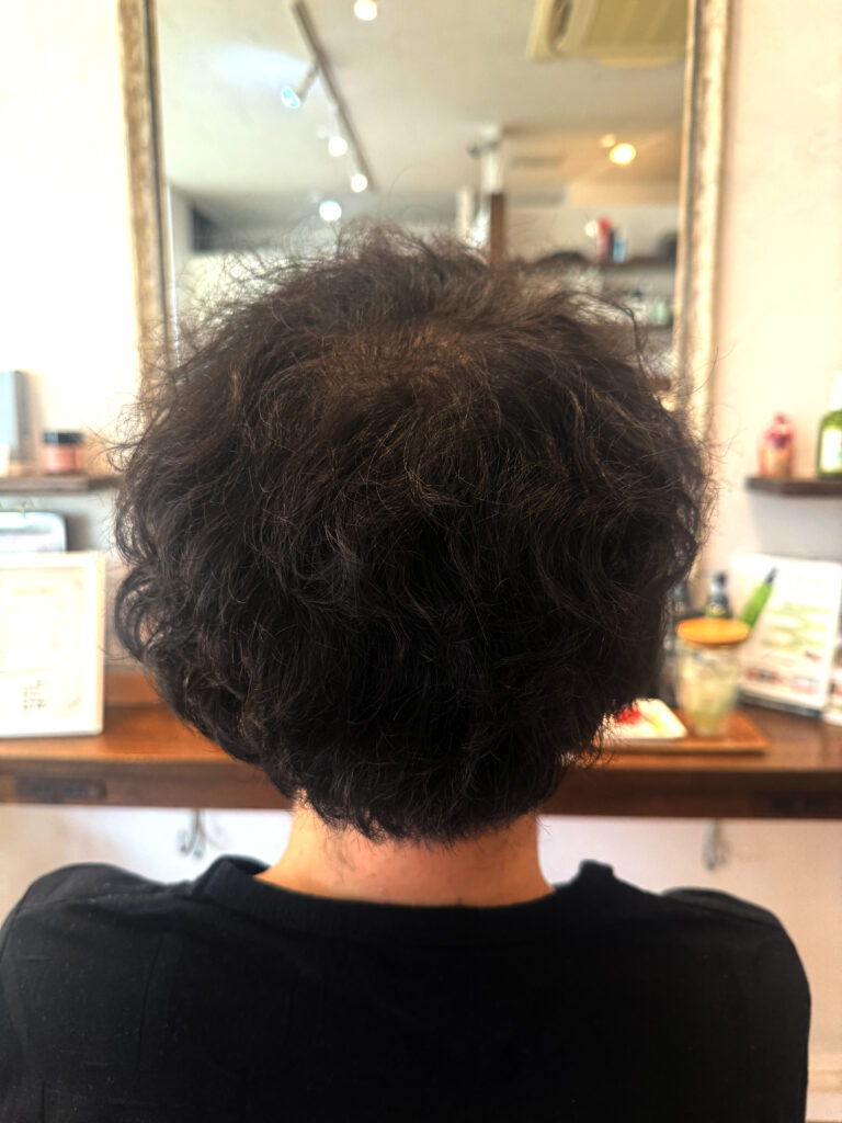 後ろ姿_before