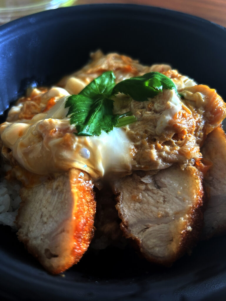 厚みかつ丼