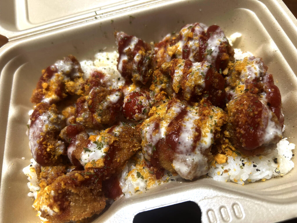 チキンカツオーバーライス